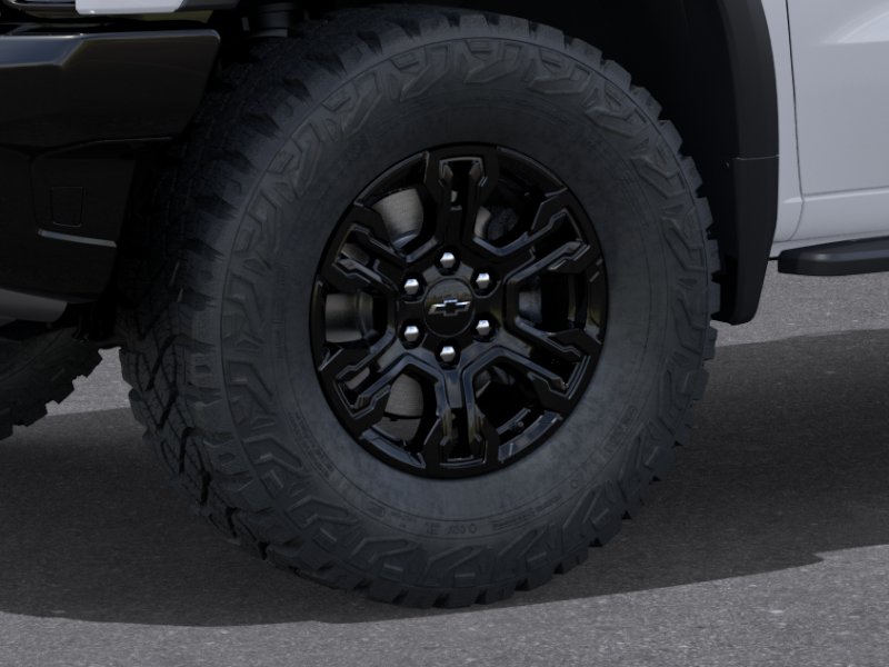 New 2026 Summit White Chevrolet ZR2 image 34