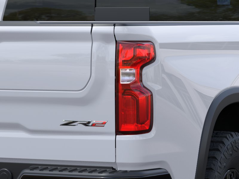 New 2026 Summit White Chevrolet ZR2 image 36
