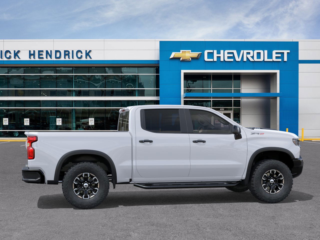 New 2025 Summit White Chevrolet ZR2 image 30