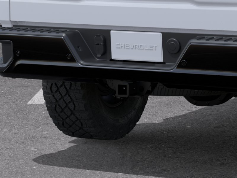 New 2026 Summit White Chevrolet ZR2 image 38