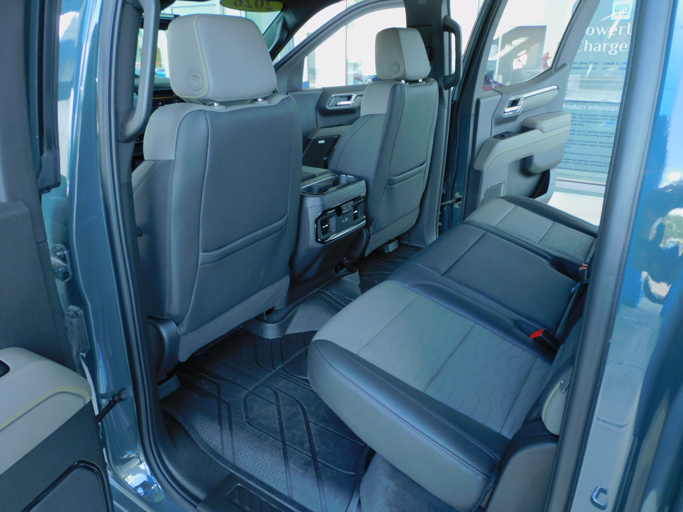 2026 Chevrolet Silverado 1500 ZR2 - Photo 26