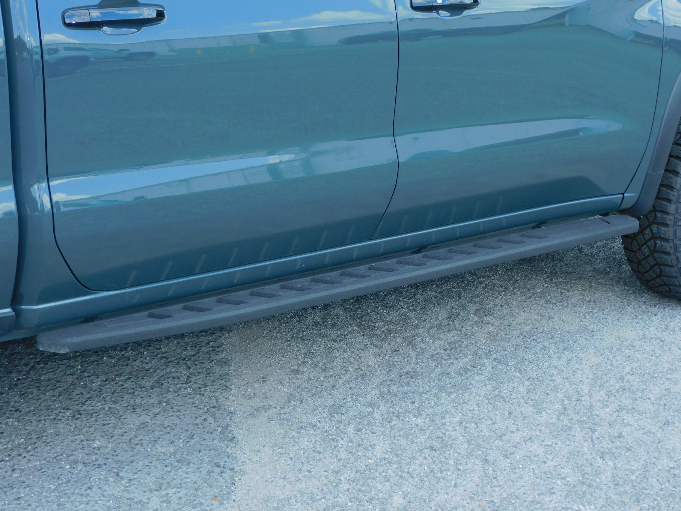 2026 Chevrolet Silverado 1500 ZR2 - Photo 17