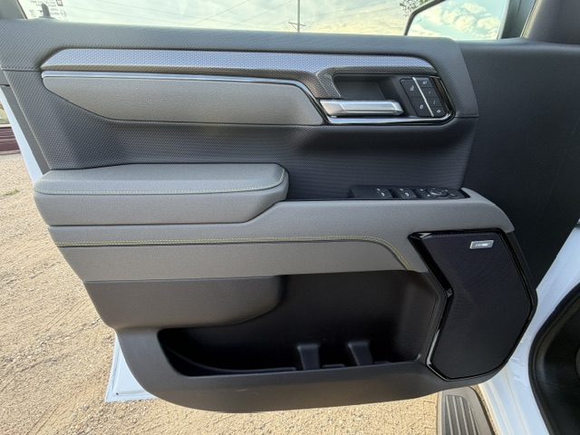 2026 Chevrolet Silverado 1500 ZR2 - Photo 17