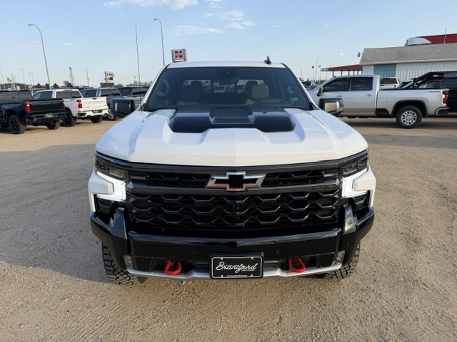 2026 Chevrolet Silverado 1500 ZR2 - Photo 3