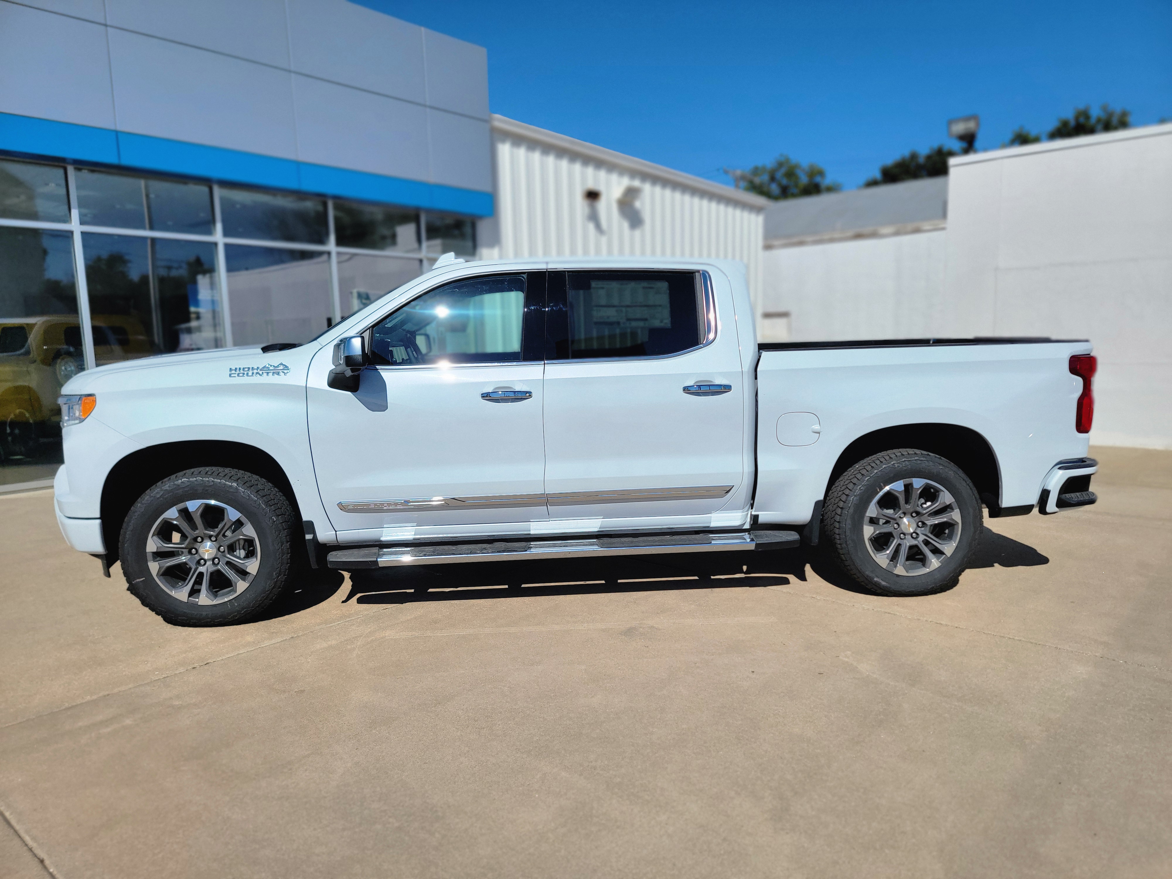 2026 Chevrolet Silverado 1500 High Country - Photo 8