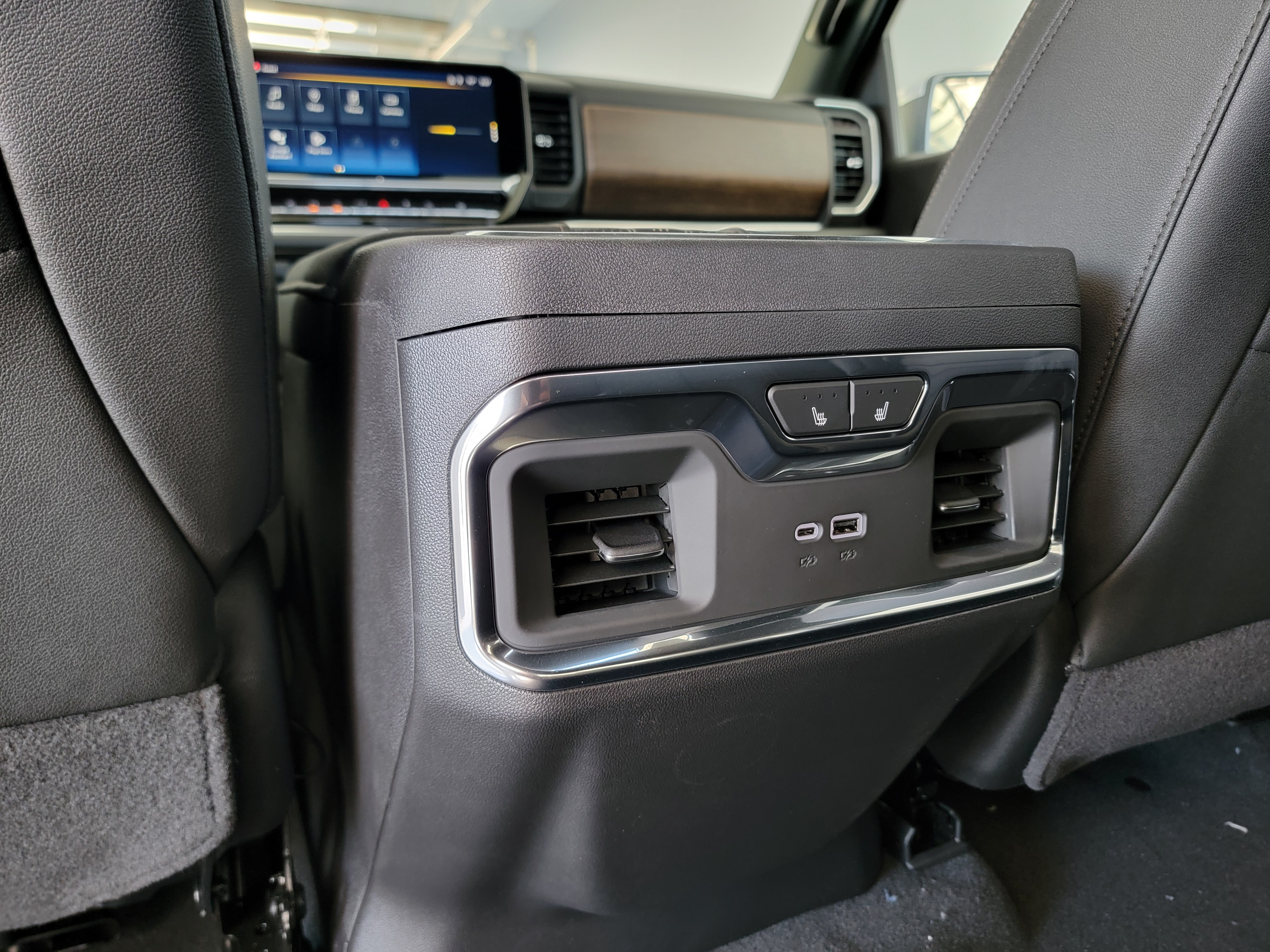 2026 Chevrolet Silverado 1500 High Country - Photo 37