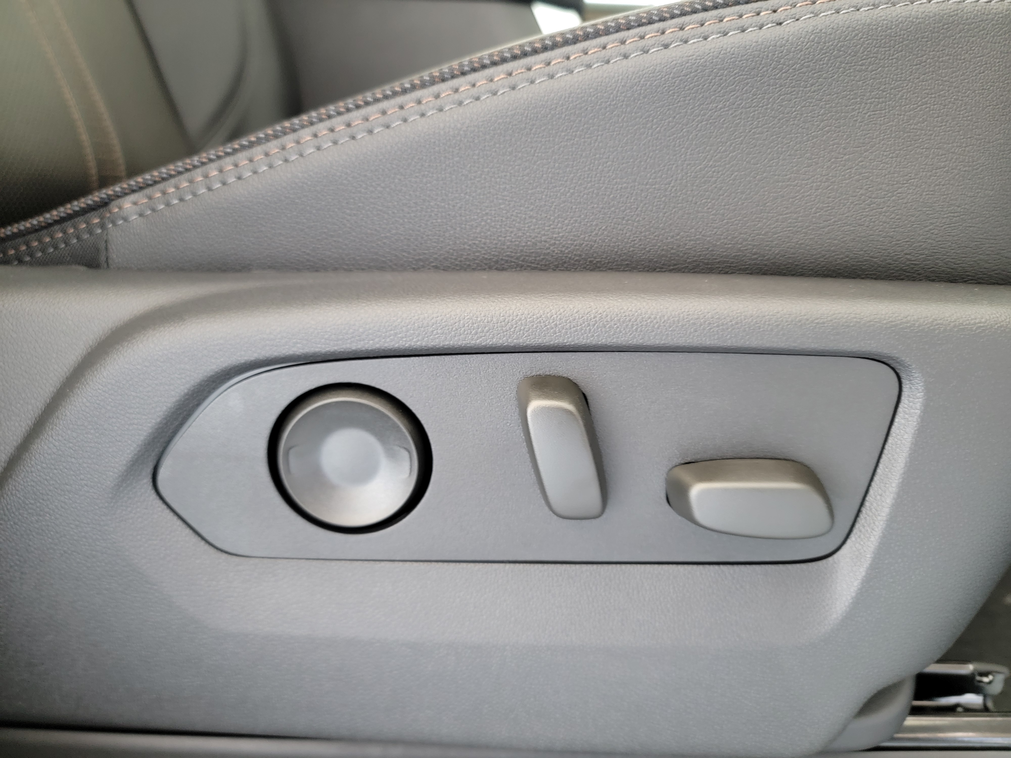 2026 Chevrolet Silverado 1500 High Country - Photo 34