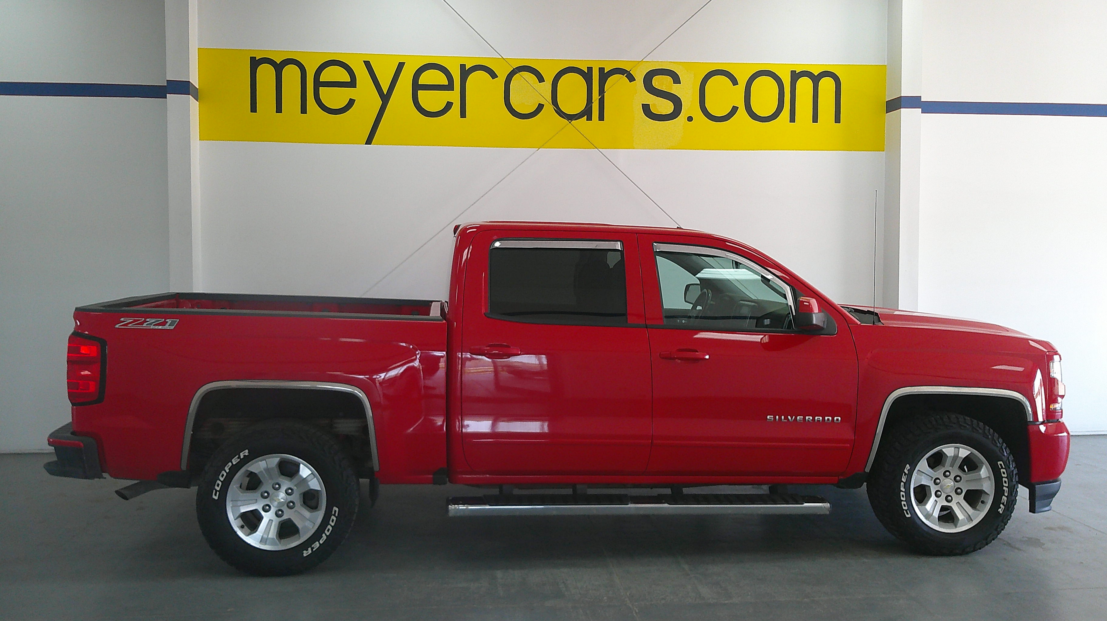 2017 Chevrolet Silverado 1500 LT 4X4 Crew Cab Short Box's photo
