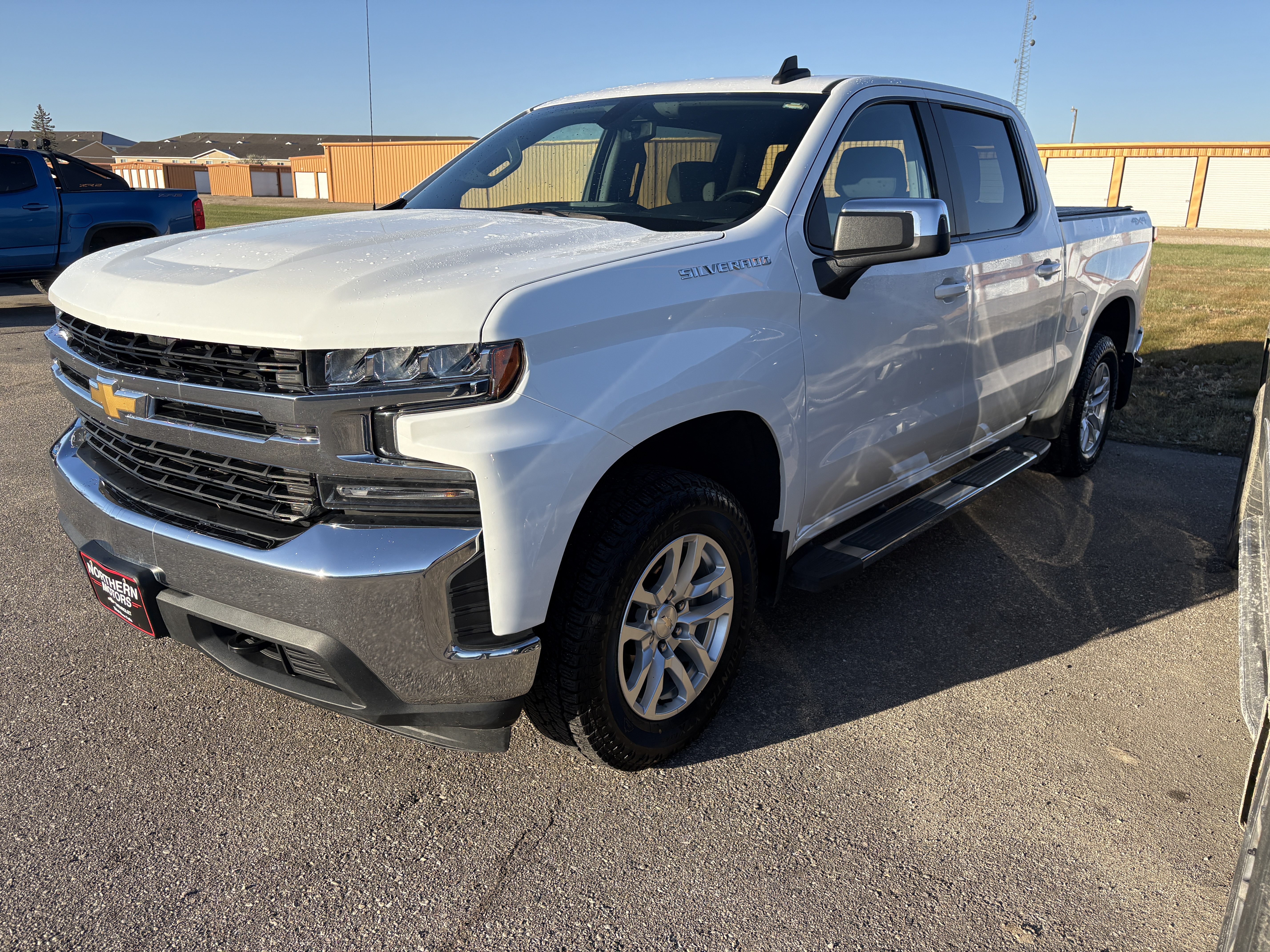 Used 2019 Chevrolet Silverado 1500 LT with VIN 3GCUYDED4KG197735 for sale in Thief River Falls, Minnesota