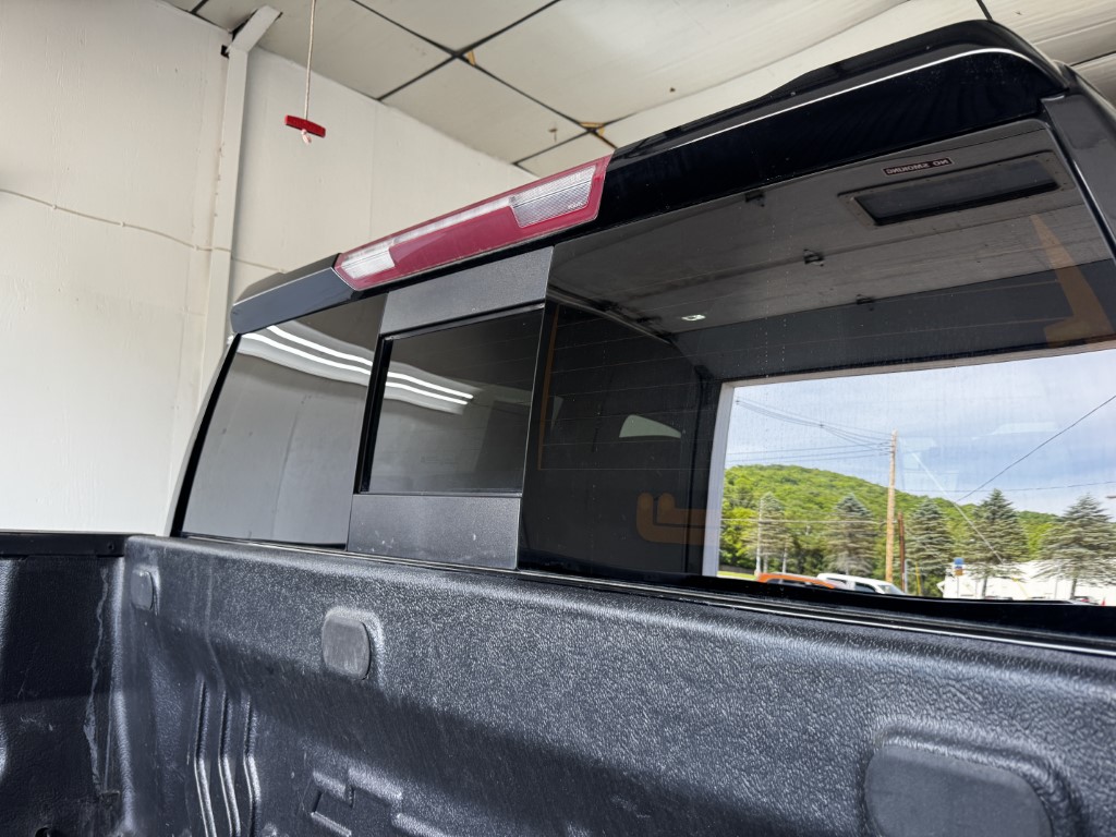 Used 2019 BLACK Chevrolet RST image 14