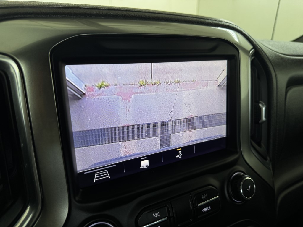 Used 2019 BLACK Chevrolet RST image 51