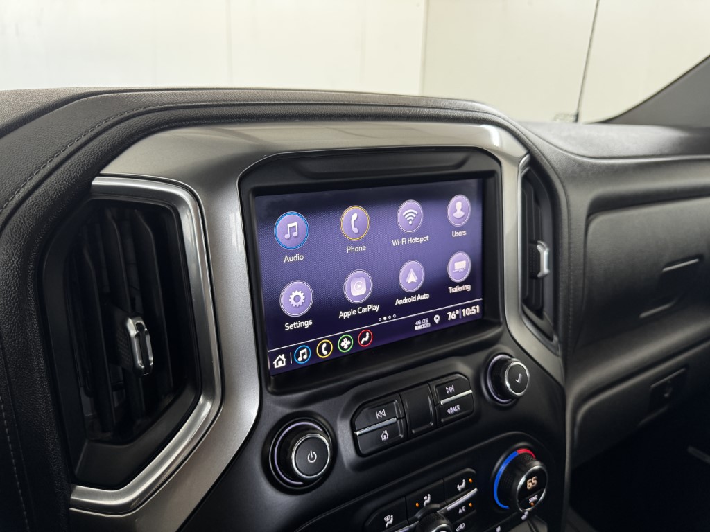 Used 2019 BLACK Chevrolet RST image 35