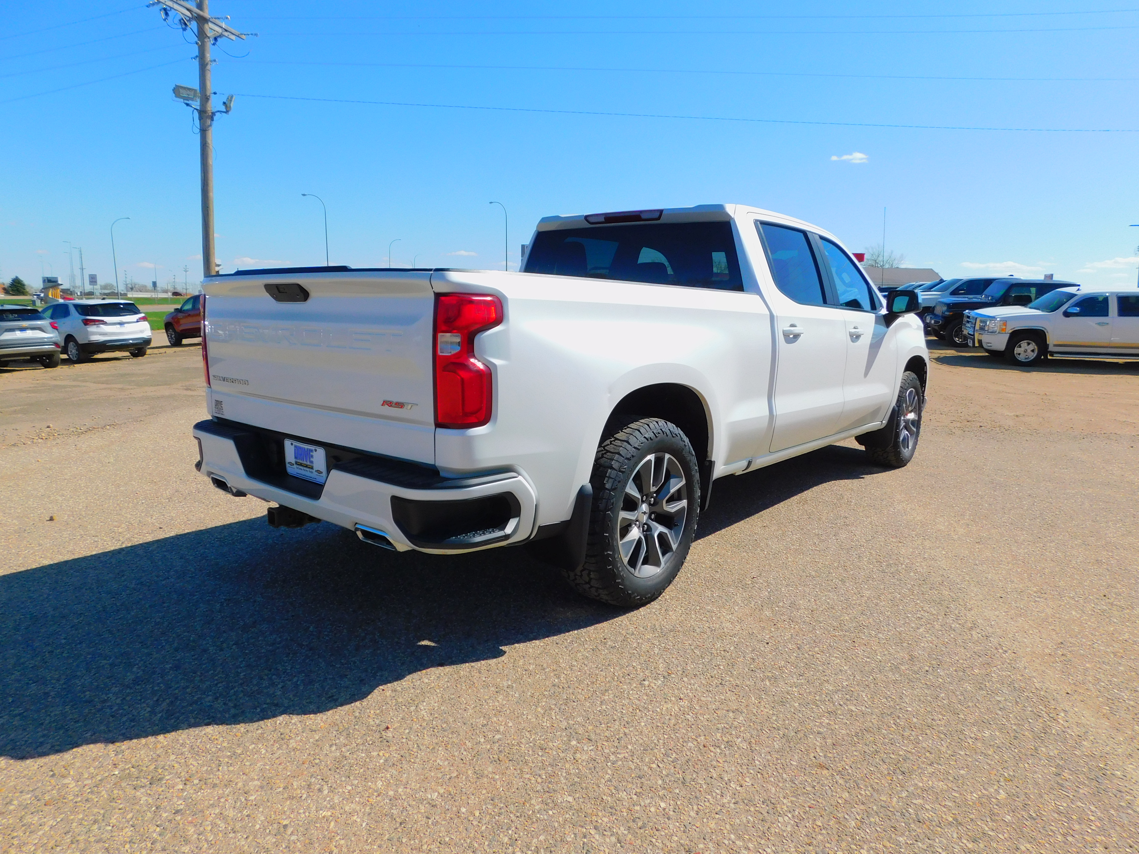 Used 2020 Chevrolet Silverado 1500 RST with VIN 3GCUYEET0LG153875 for sale in Rugby, ND