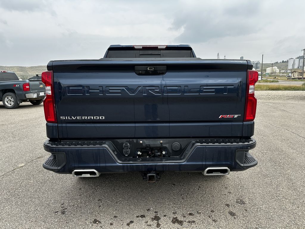 2020 Chevrolet Silverado 1500 RST photo 3