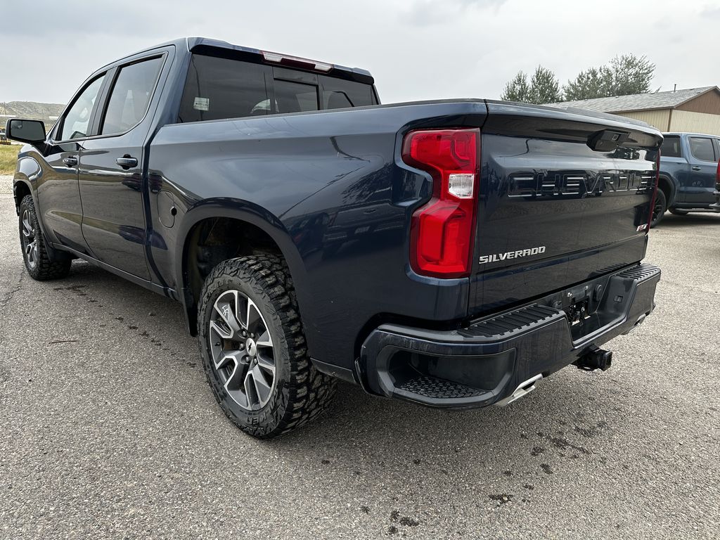 2020 Chevrolet Silverado 1500 RST photo 2
