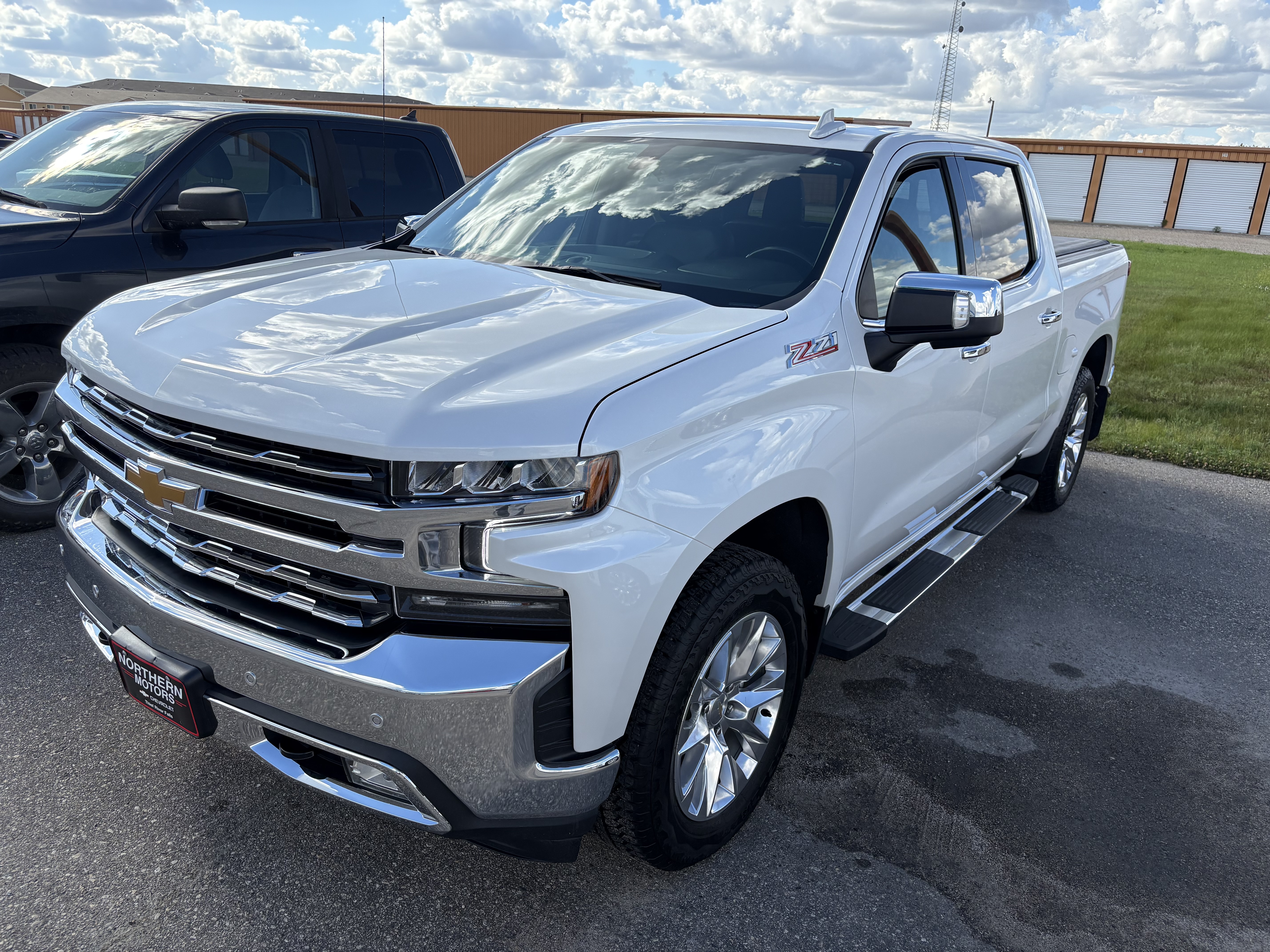 Used 2021 Chevrolet Silverado 1500 LTZ with VIN 3GCUYGED0MG236504 for sale in Thief River Falls, Minnesota