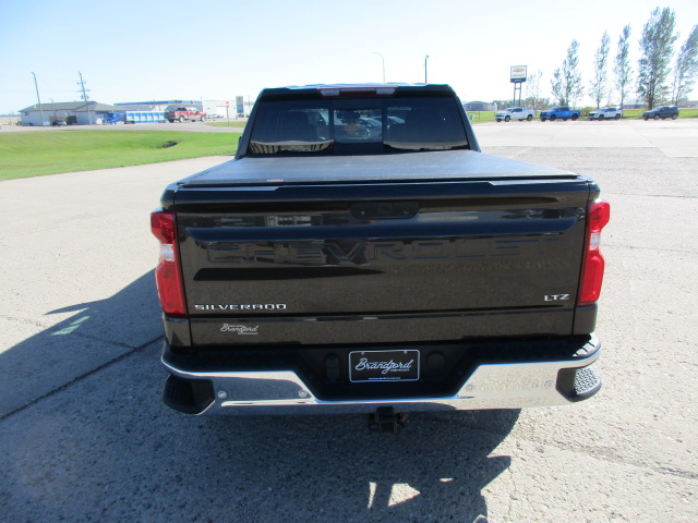 2021 Chevrolet Silverado 1500 LTZ photo 4
