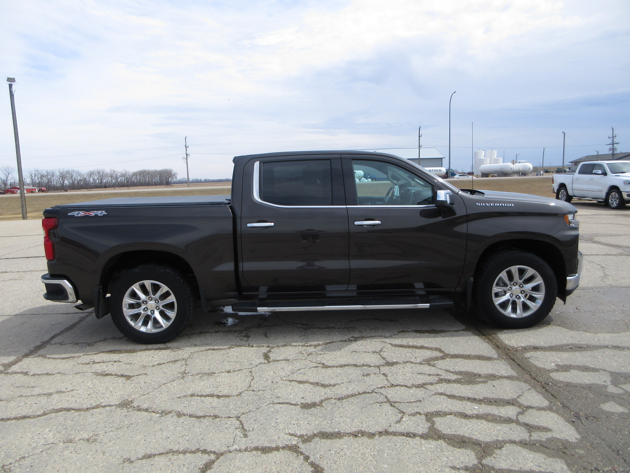2021 Chevrolet Silverado 1500 LTZ - Photo 6