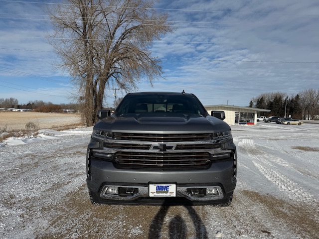 Used 2020 Chevrolet Silverado 1500 High Country with VIN 3GCUYHET1LG442491 for sale in Rugby, ND