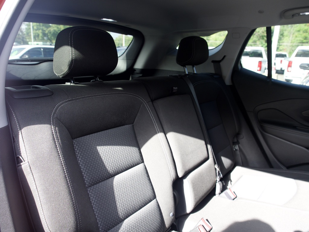 2023 GMC Terrain SLE - Photo 24