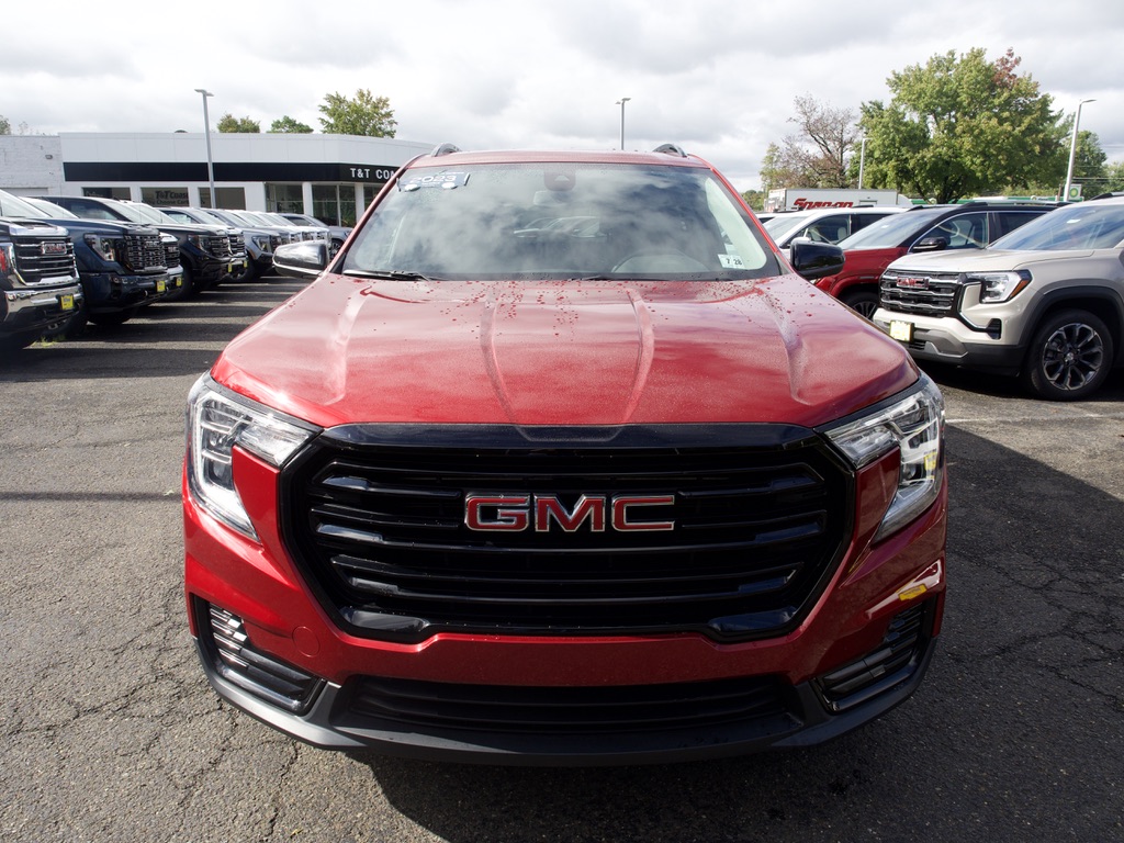 2023 GMC Terrain SLE - Photo 3