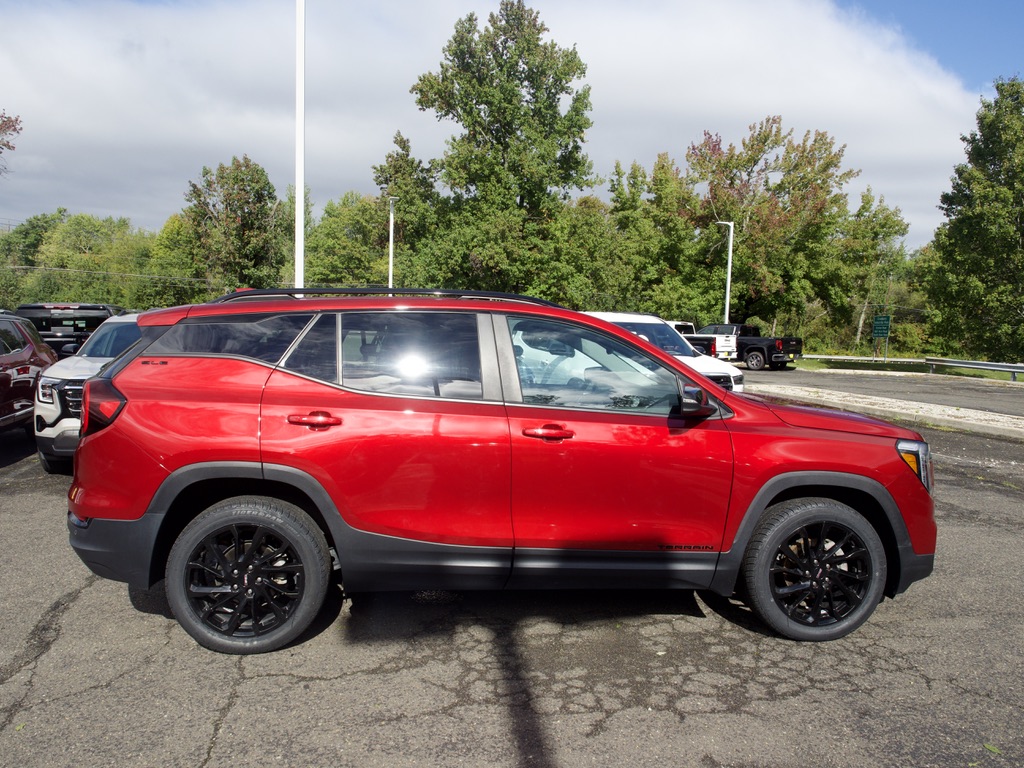 2023 GMC Terrain SLE - Photo 6