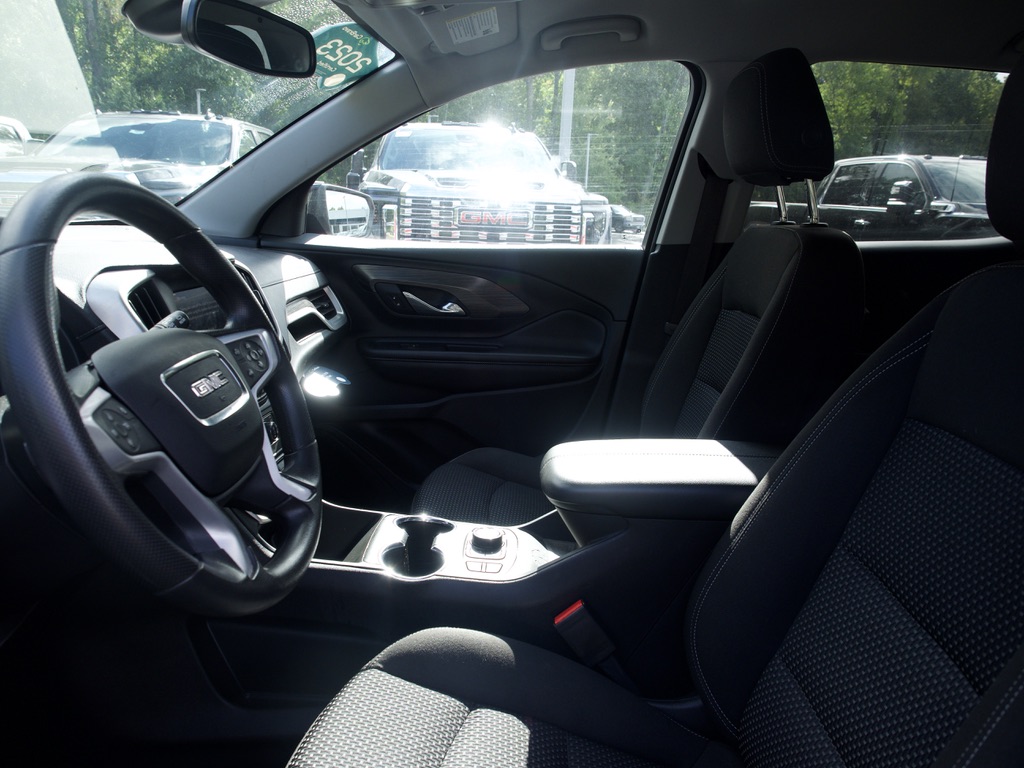 2023 GMC Terrain SLE - Photo 11