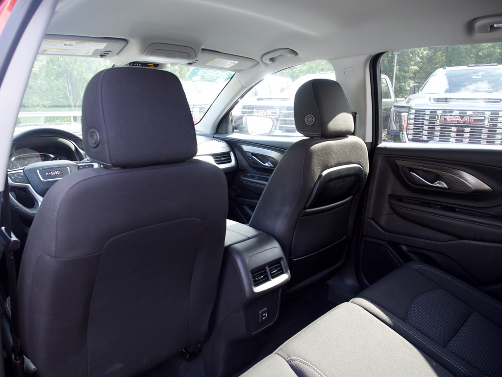 2023 GMC Terrain SLE - Photo 17
