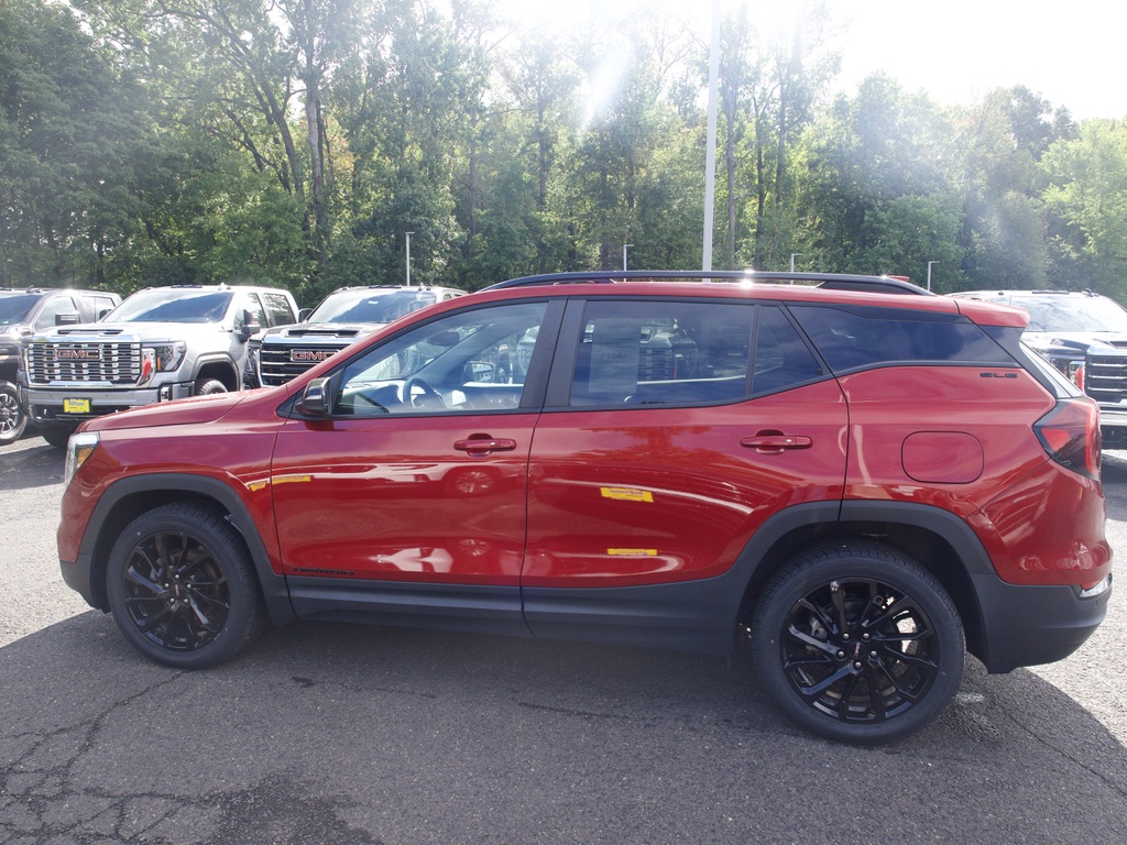 2023 GMC Terrain SLE - Photo 5