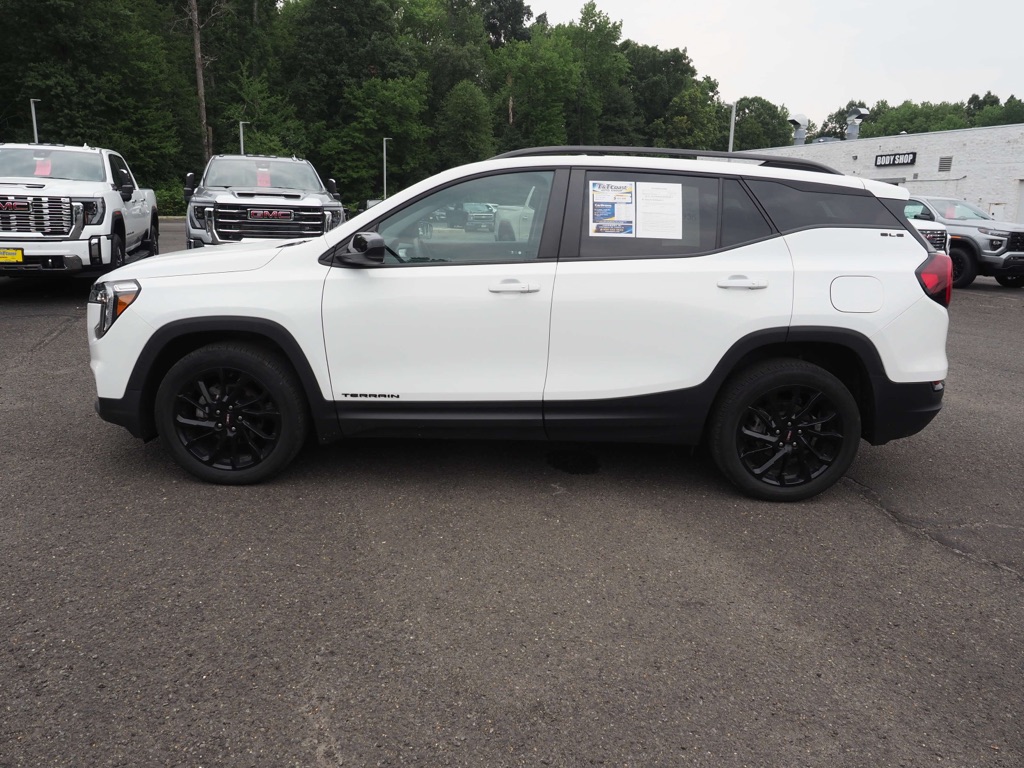 Certified Used 2024 Summit White GMC SLE image 5