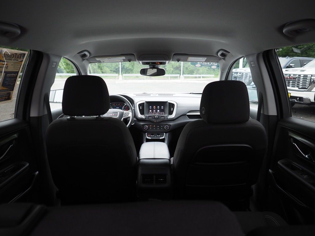Certified Used 2024 Summit White GMC SLE image 34