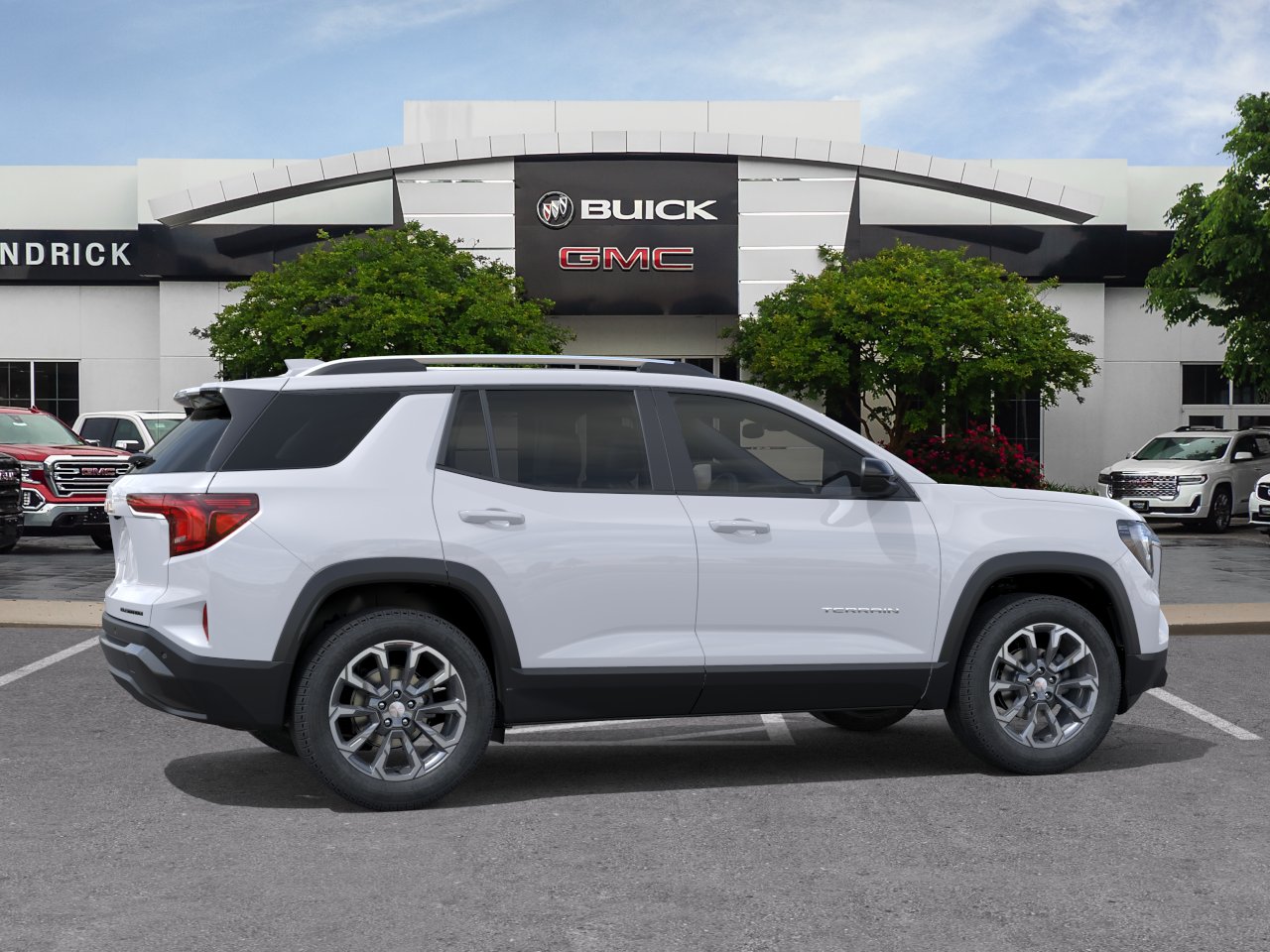 New 2026 Summit White GMC Elevation image 31