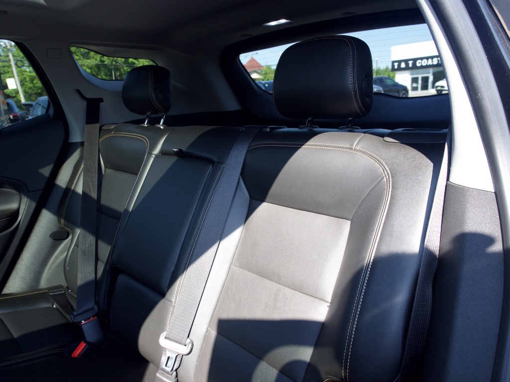 Certified Used 2019 EBONY TWILIGHT METALLIC GMC SLT image 19