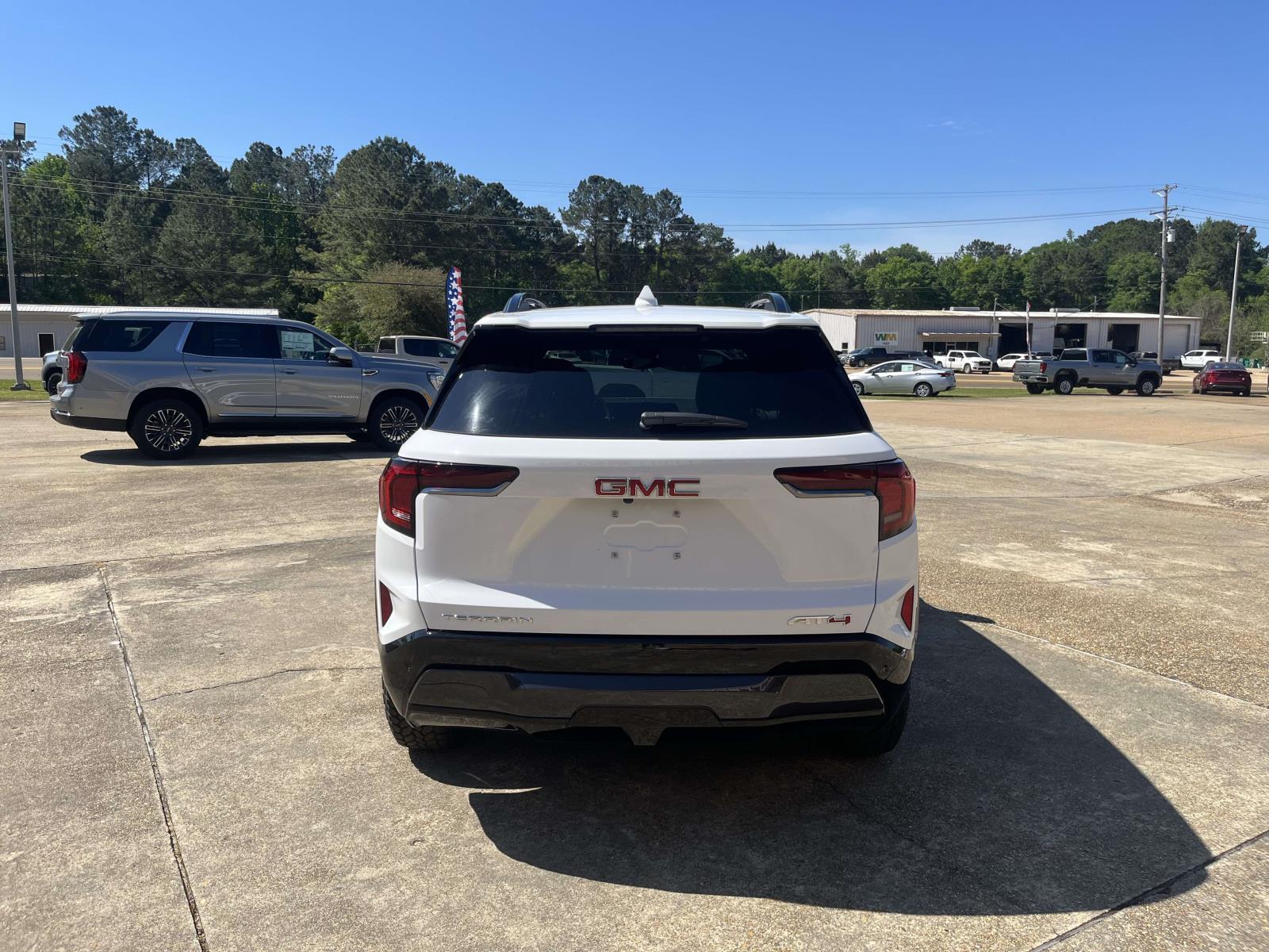 New 2026 Summit White GMC AT4 image 35