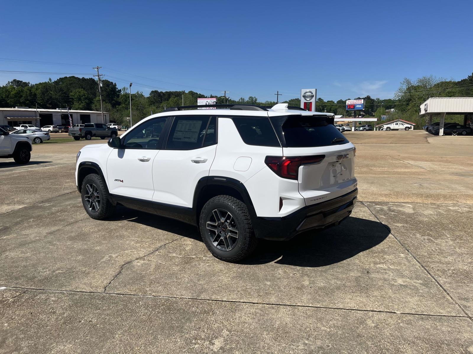 New 2026 Summit White GMC AT4 image 34