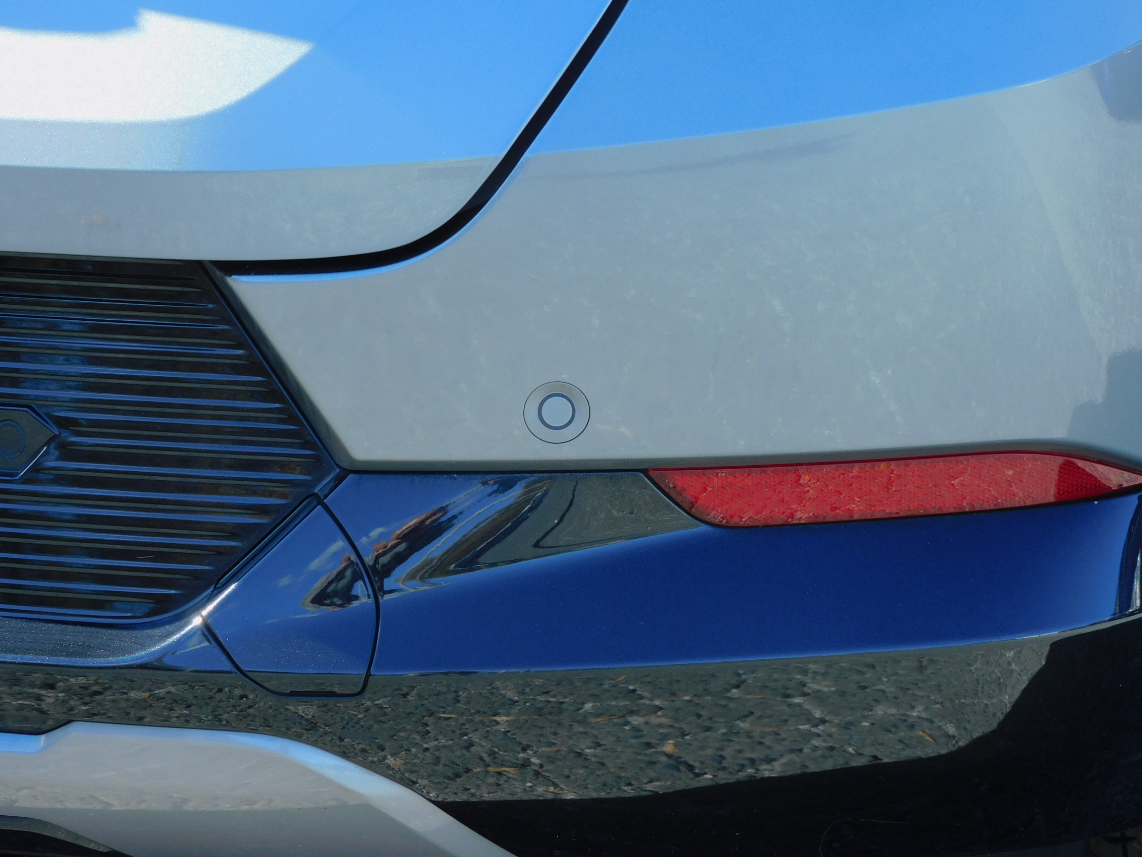 2025 Chevrolet Equinox EV 1LT photo 4