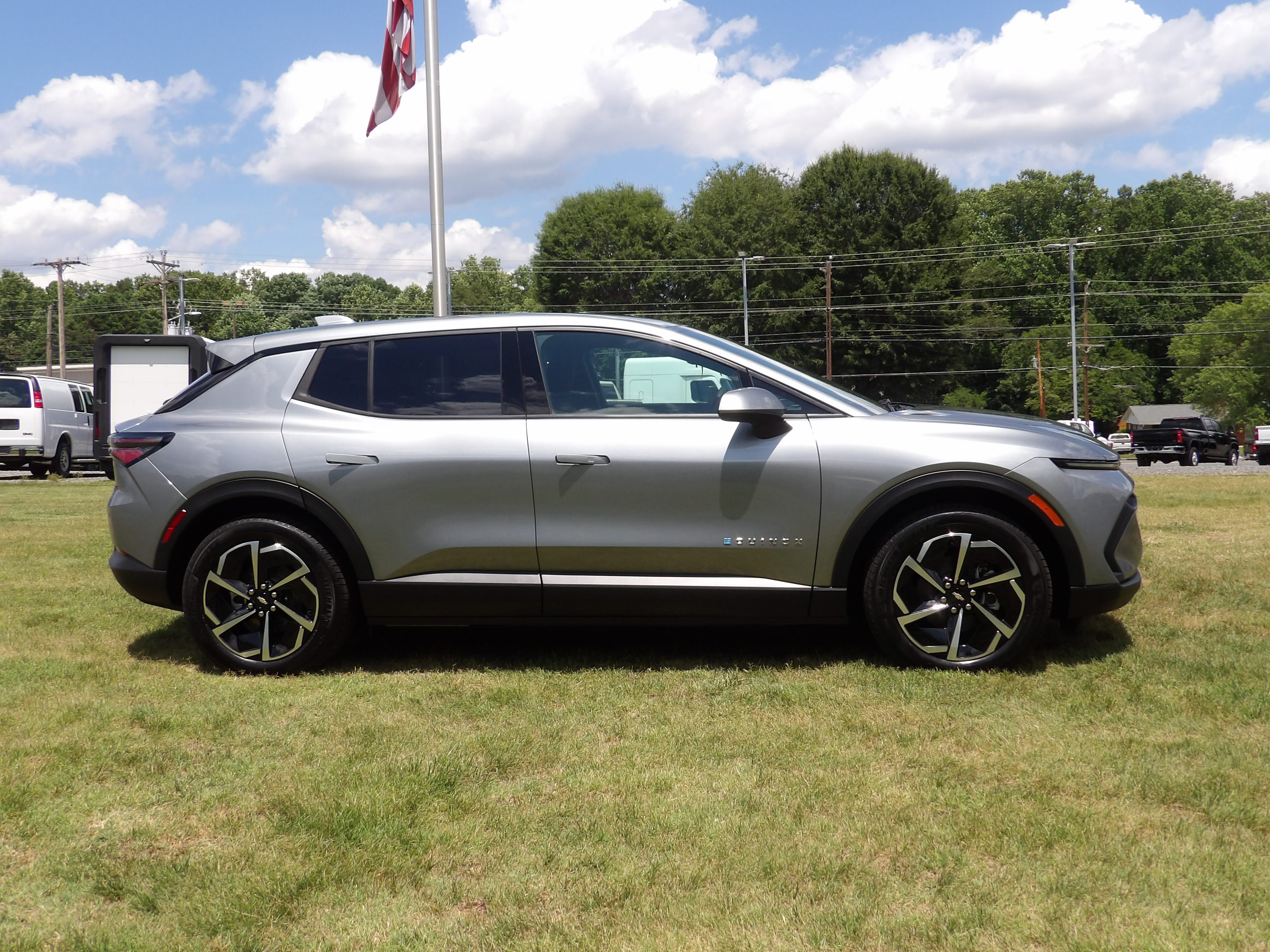 2026 Chevrolet Equinox EV 1LT - Photo 11