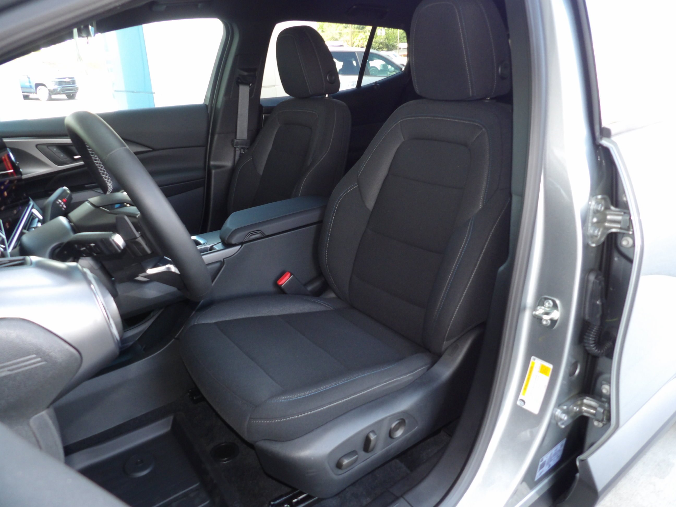 2026 Chevrolet Equinox EV 1LT - Photo 15