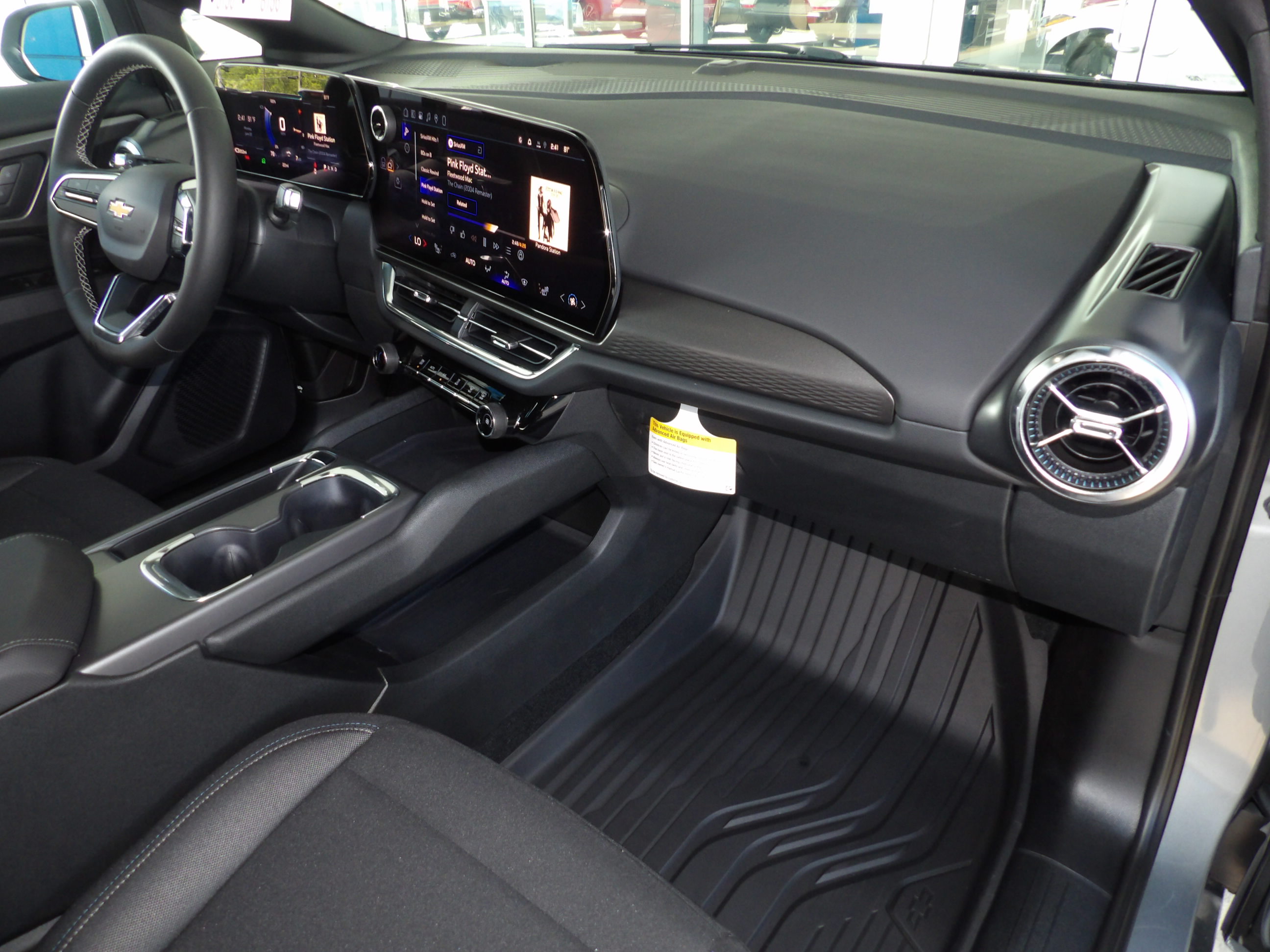 2026 Chevrolet Equinox EV 1LT - Photo 6