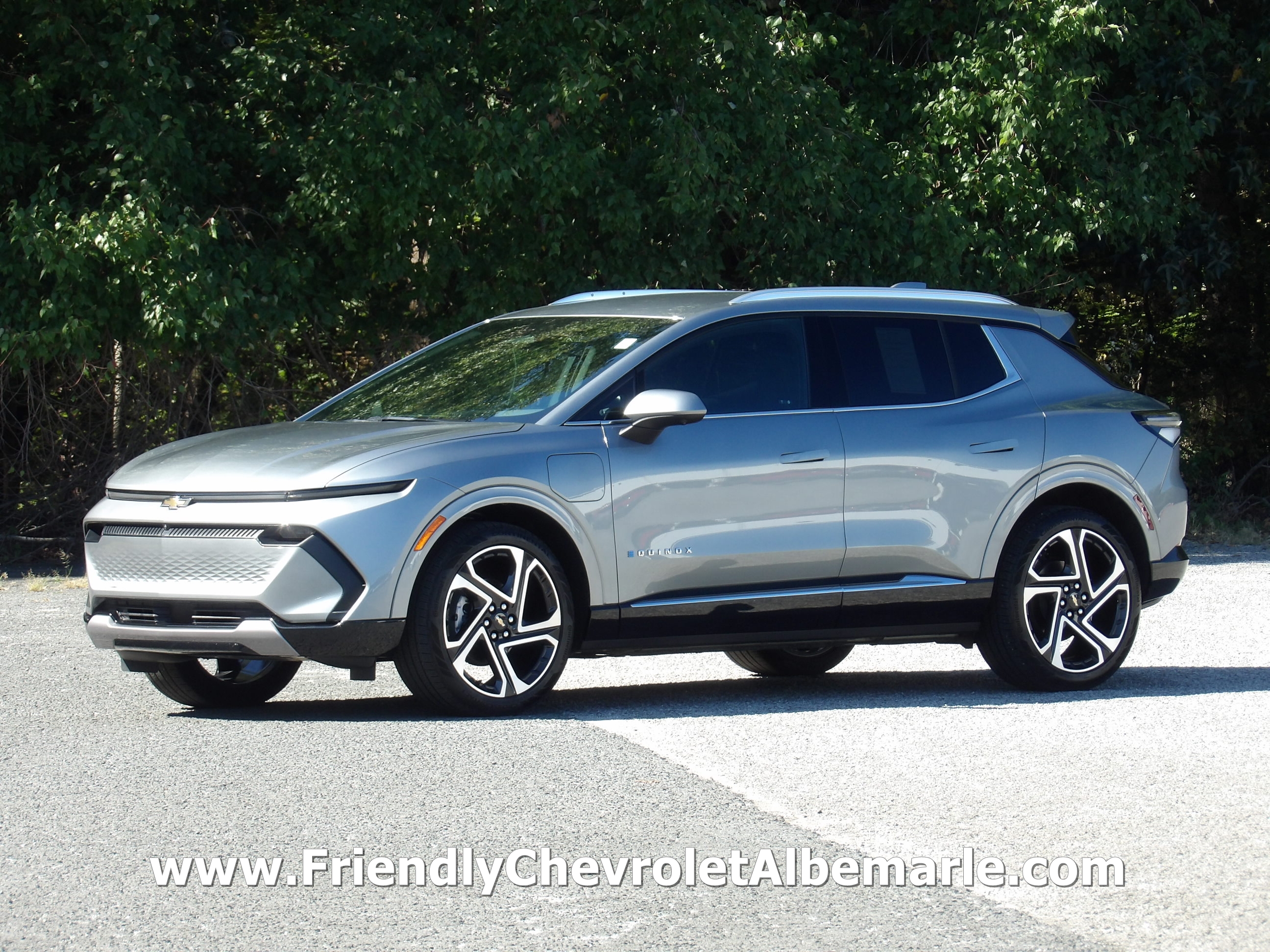 2024 Chevrolet Equinox EV LT