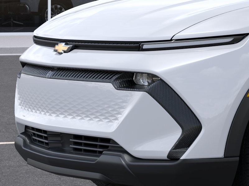 New 2026 Summit White Chevrolet LT image 38