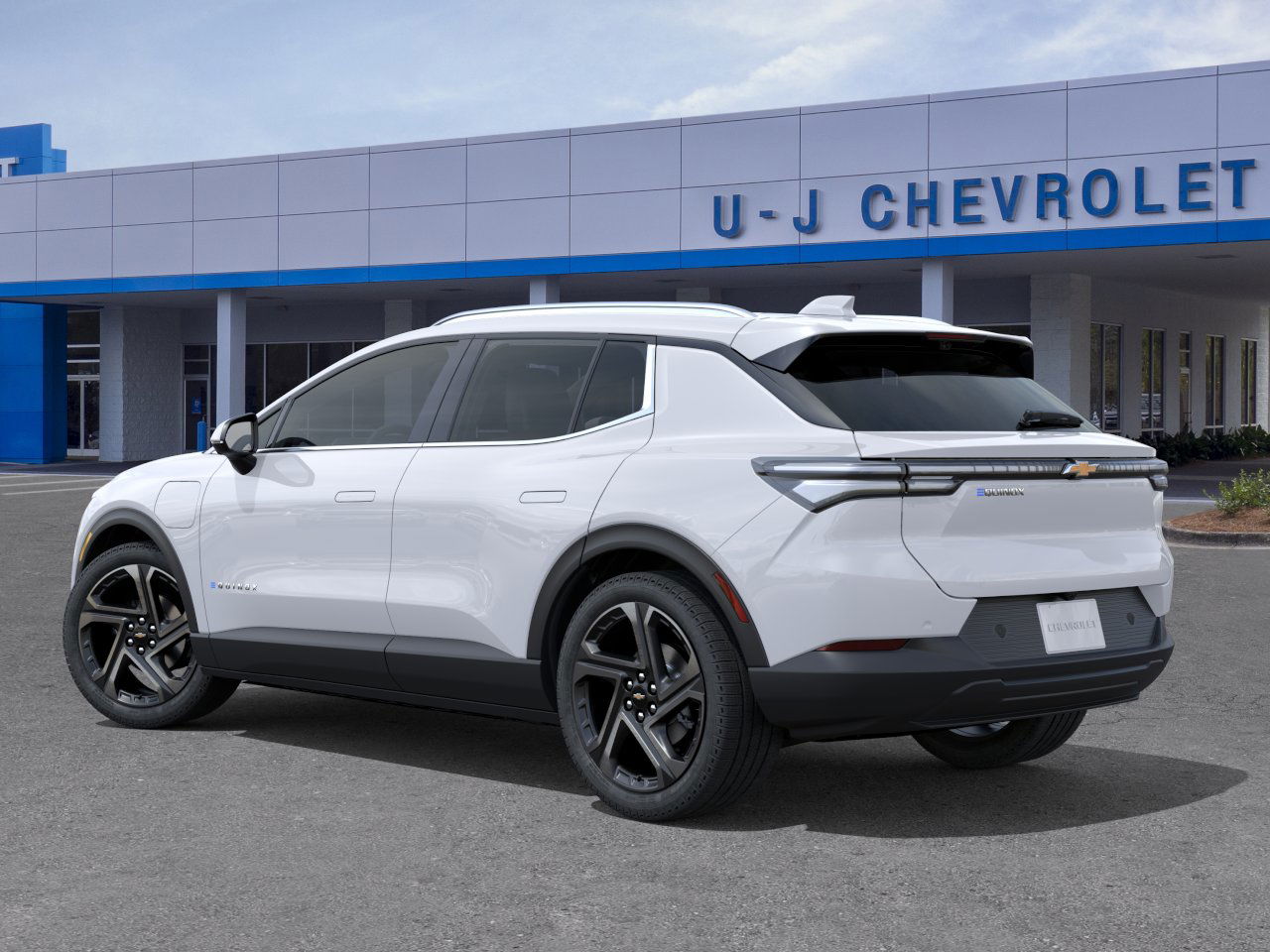 2026 Chevrolet Equinox EV 1LT photo 4