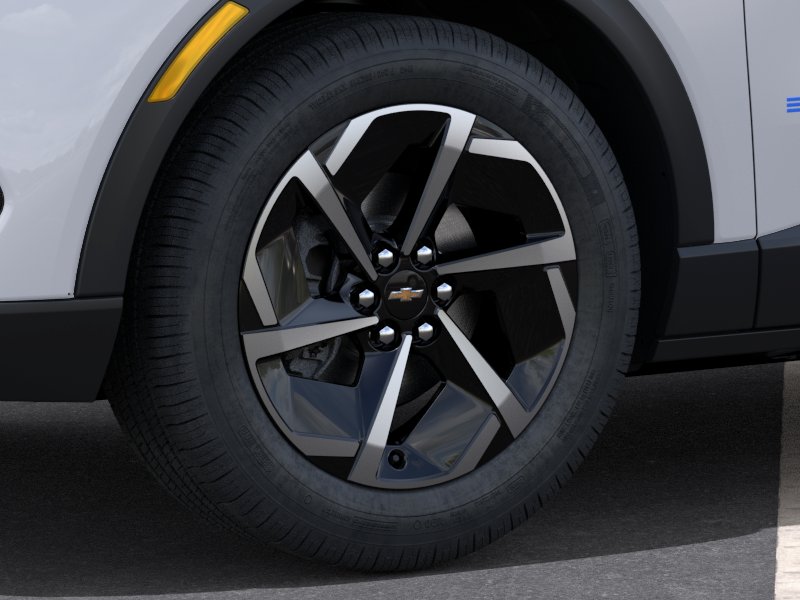 New 2026 Summit White Chevrolet LT image 35