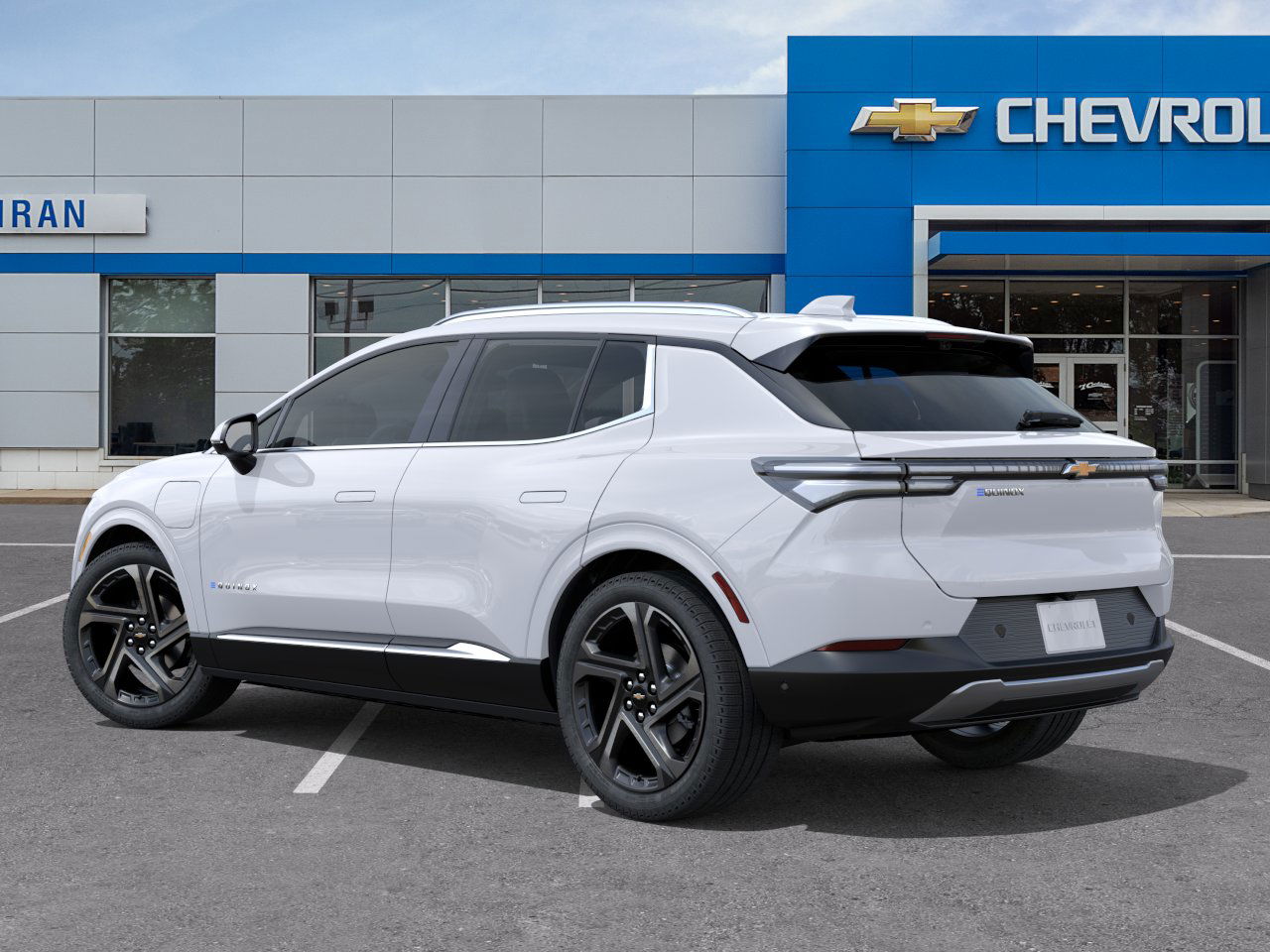 2025 Chevrolet Equinox EV 1LT photo 3
