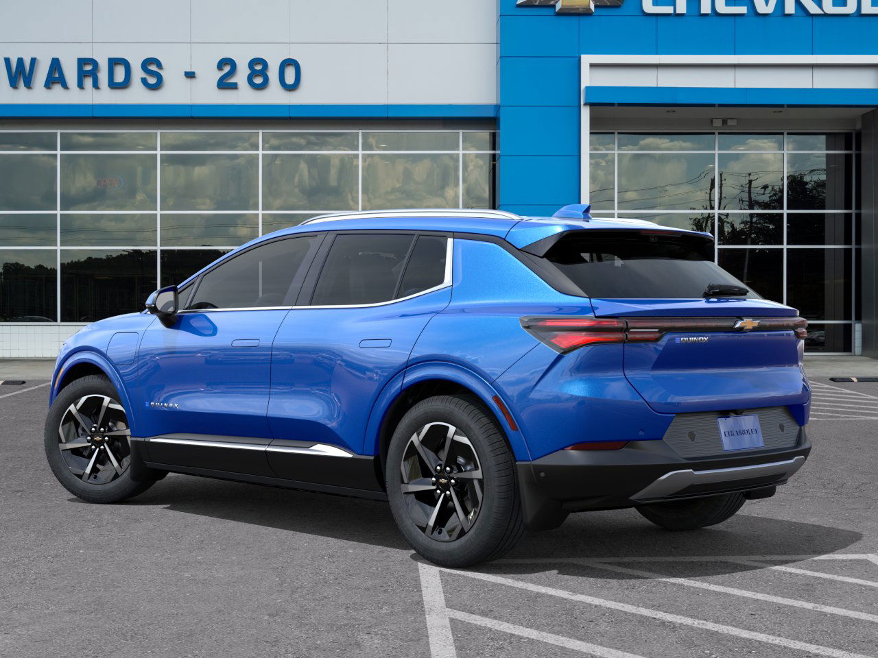 2025 Chevrolet Equinox EV 1LT photo 2
