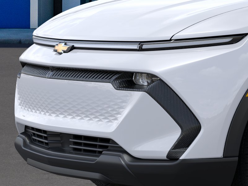 New 2026 Summit White Chevrolet LT image 36