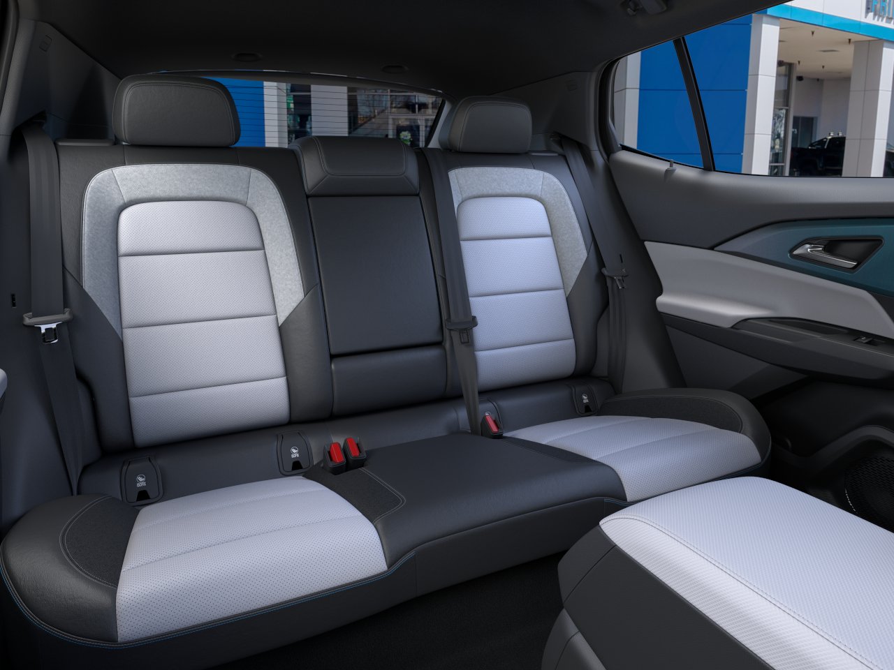 2026 Chevrolet Equinox EV 2LT - Photo 43