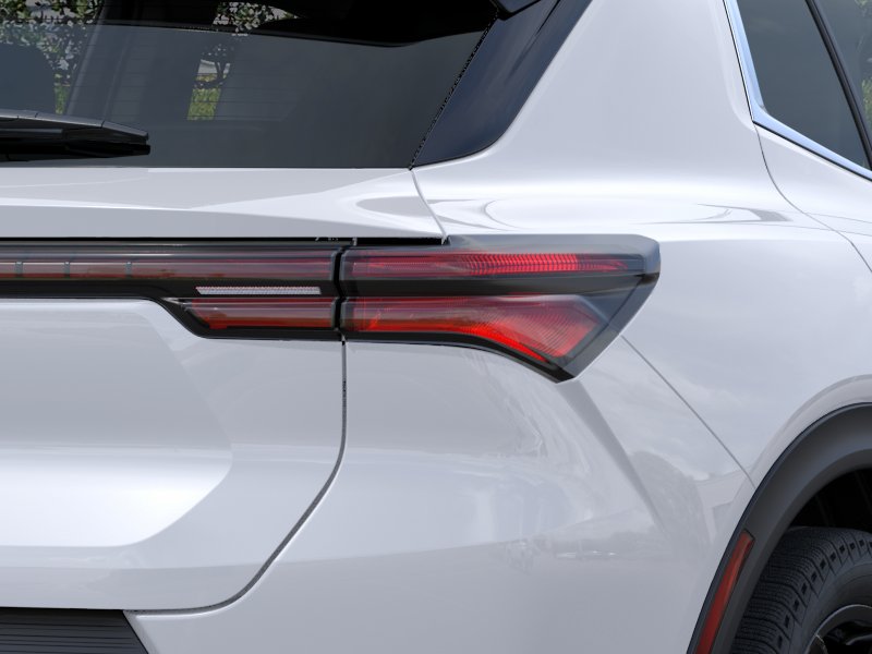 New 2026 Summit White Chevrolet LT image 33