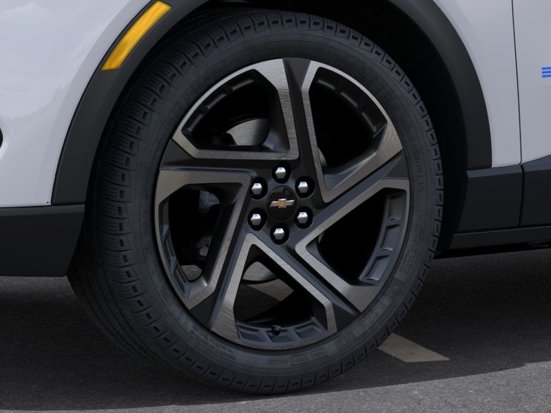 New 2026 Summit White Chevrolet LT image 33