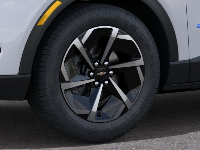 New 2026 Summit White Chevrolet LT image 9